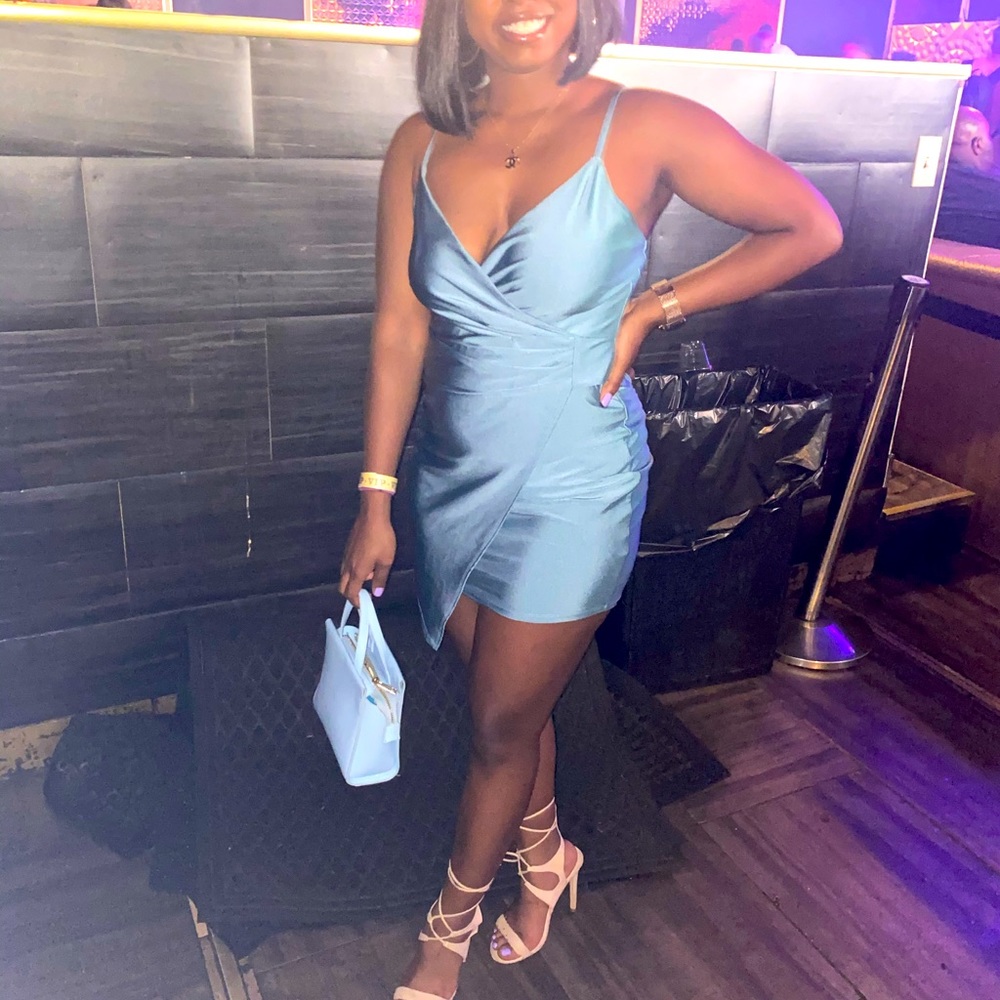 💎 Bluish Backless Dress with Straps | Great condition